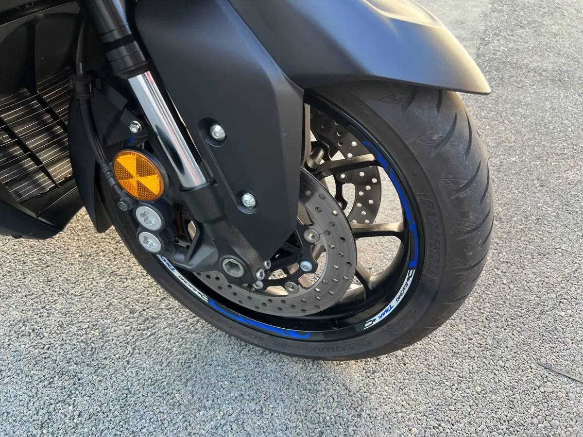 Yamaha T-Max 560 (2022 - 24) (12)