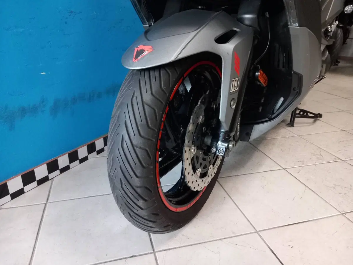 Kymco Xciting 400i S TCS (2021 - 24) (7)