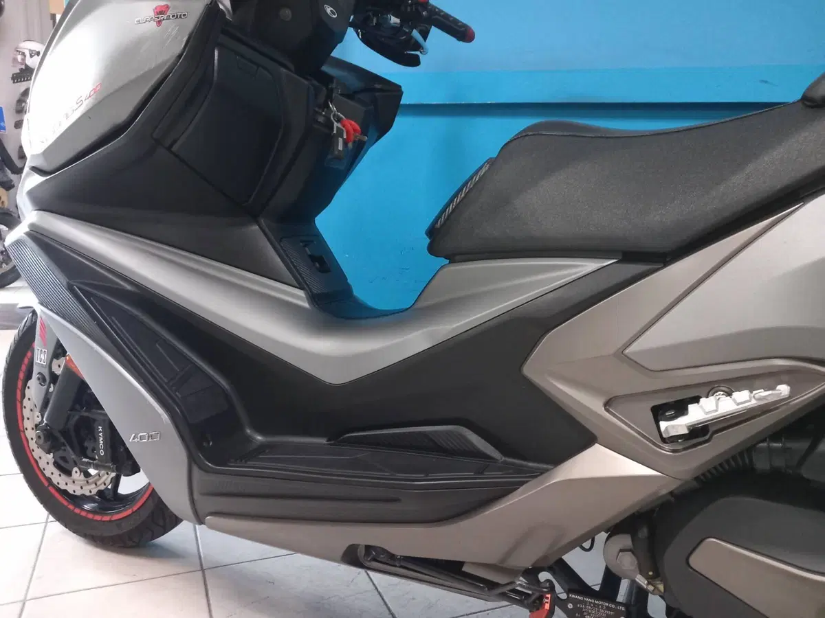 Kymco Xciting 400i S TCS (2021 - 24) (10)