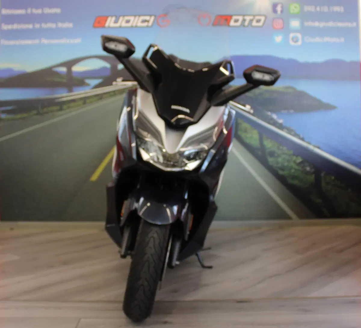 Honda Forza 300 (2019 - 20) (9)