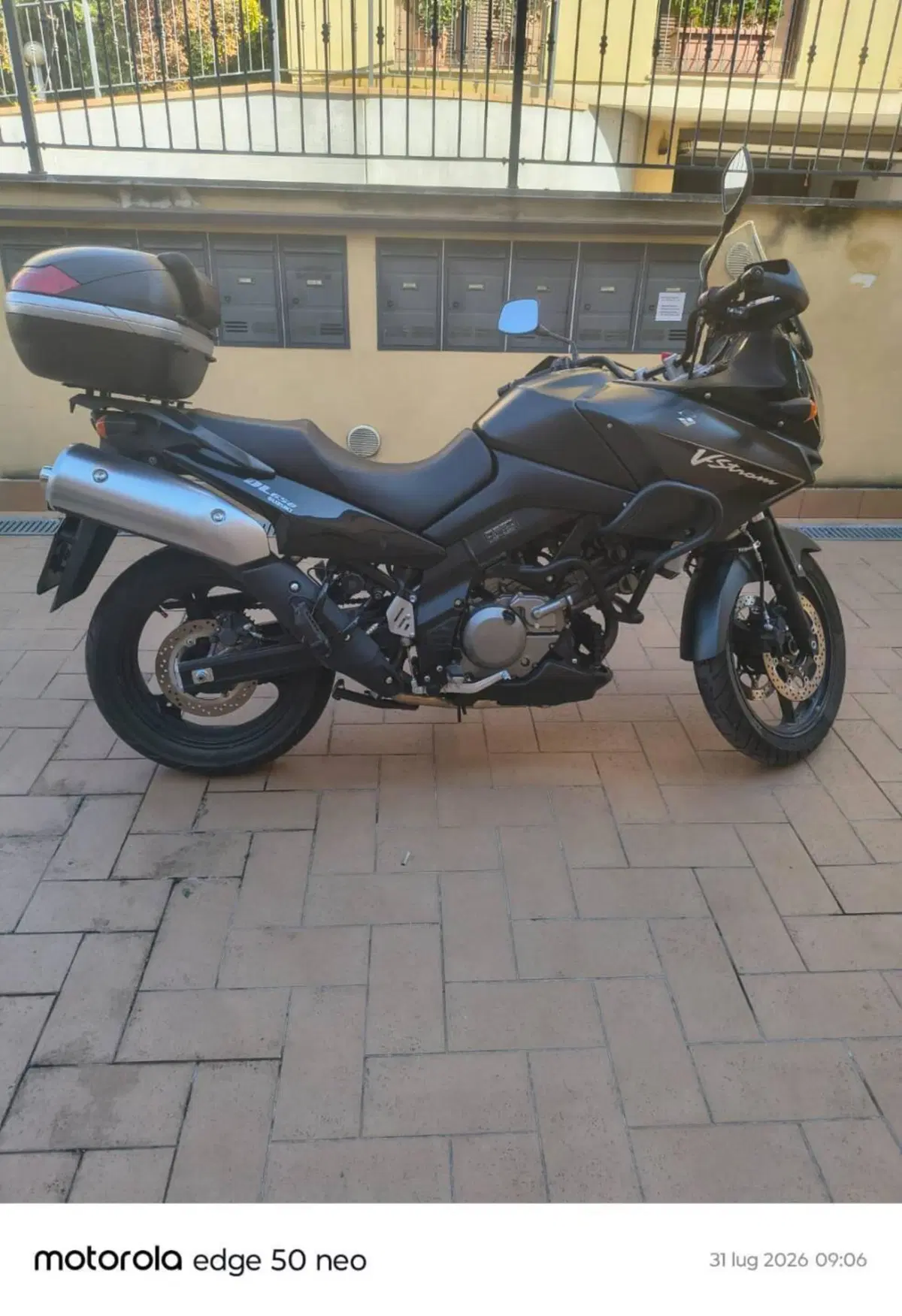 Suzuki V-Strom 650 (2008 - 11) (2)