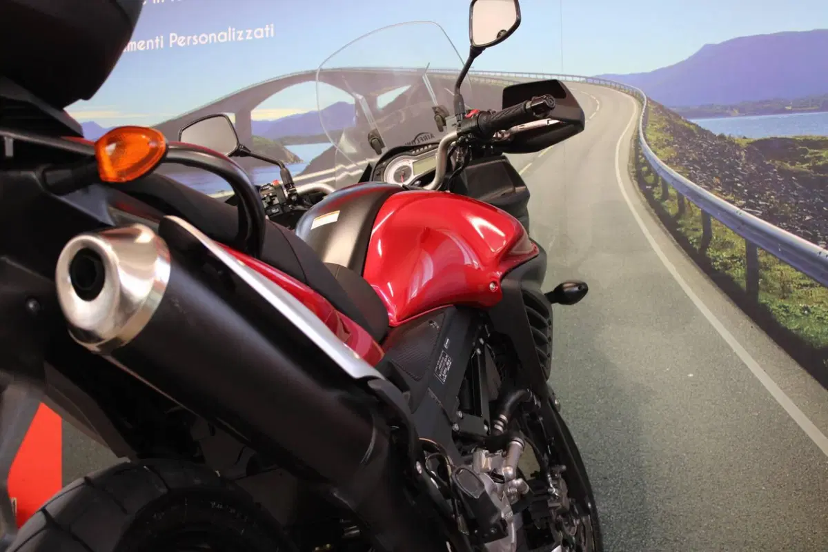 Suzuki V-Strom 650 ABS (2011 - 17) (18)