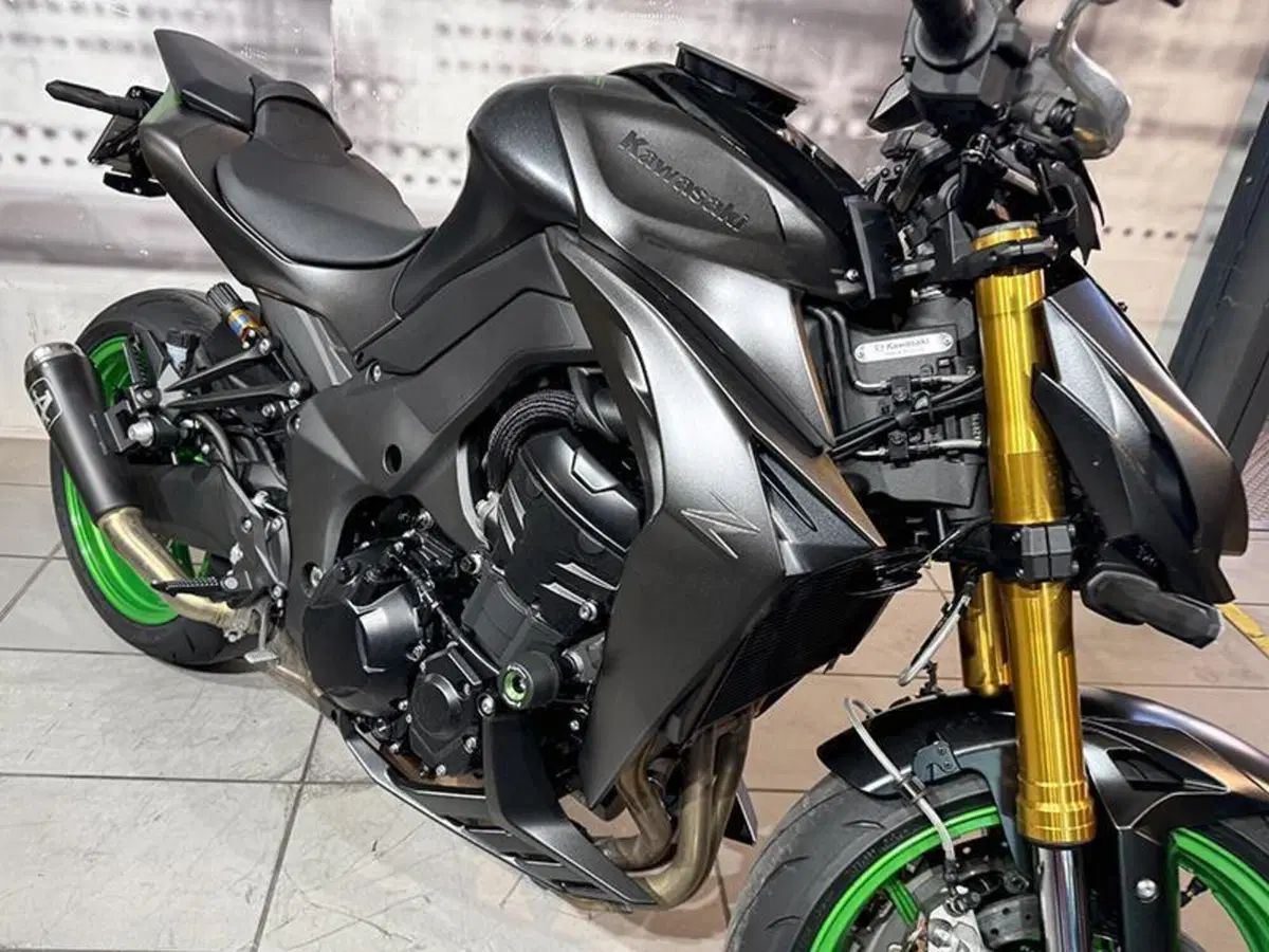 Kawasaki Z 1100 SE (2026) (4)