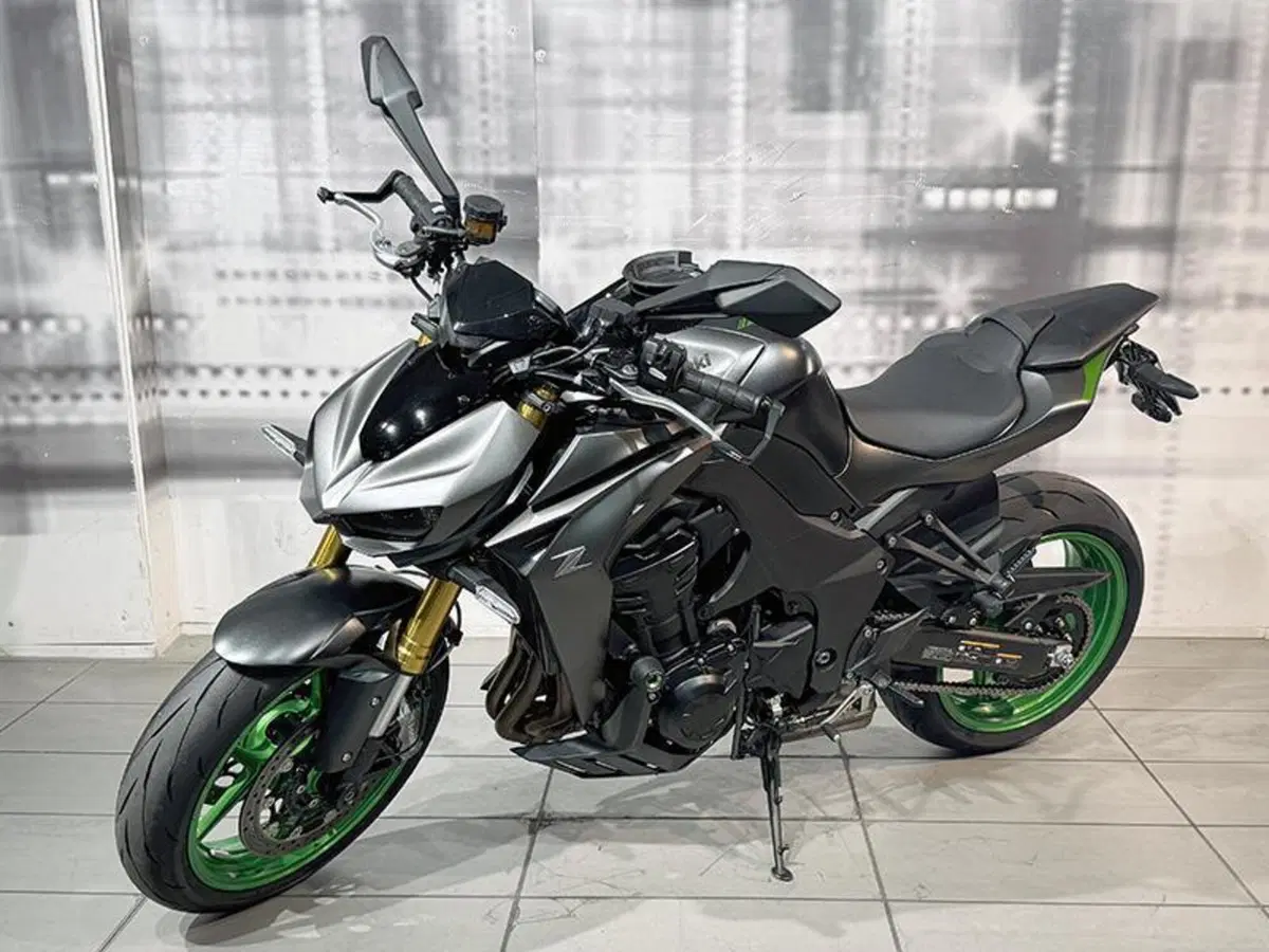 Kawasaki Z 1100 SE (2026) (7)
