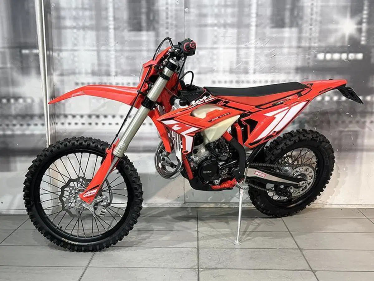 Betamotor RR 125 2T Enduro (2023) (7)