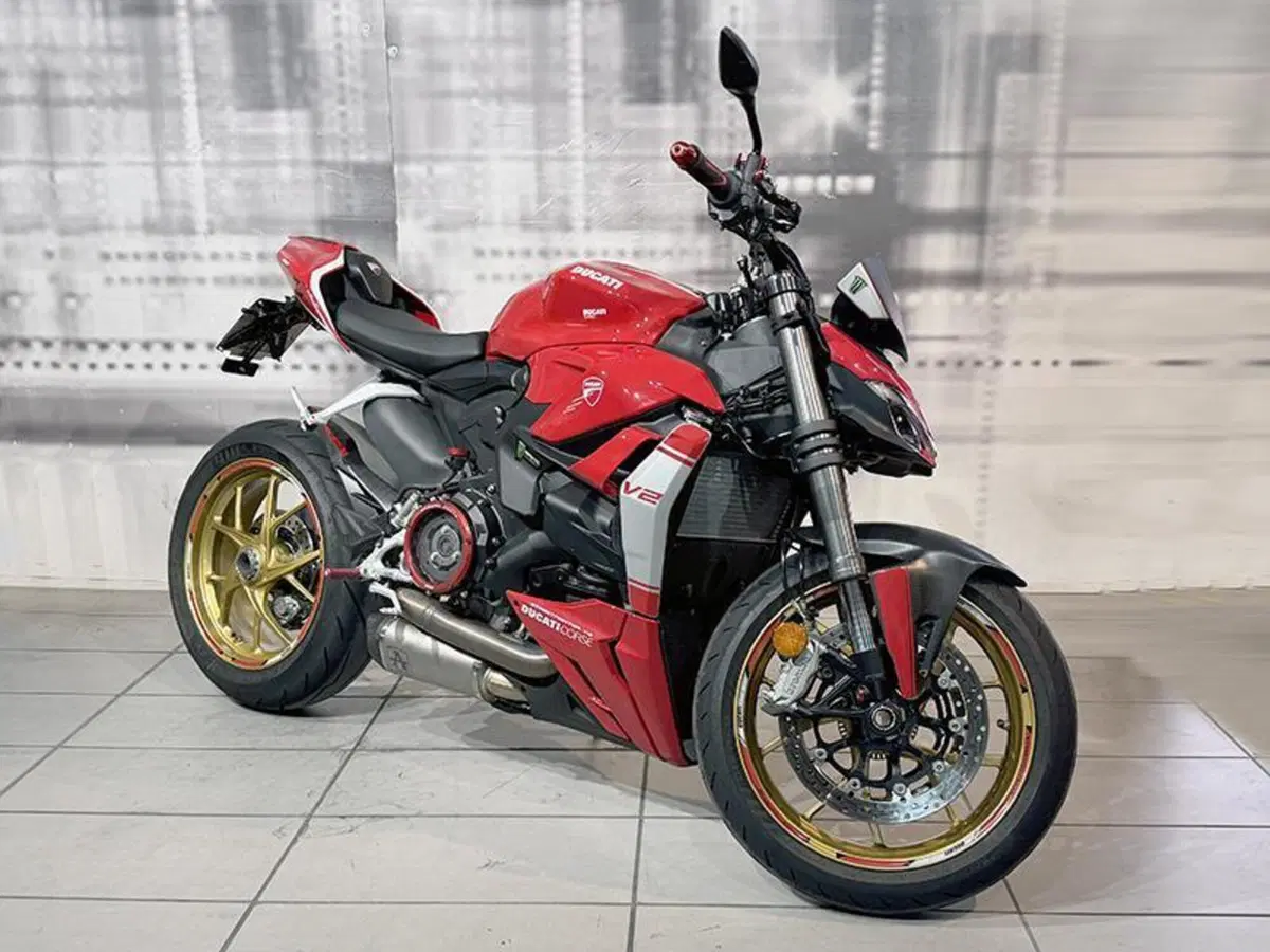 Ducati Streetfighter V2 (2022 - 24)
