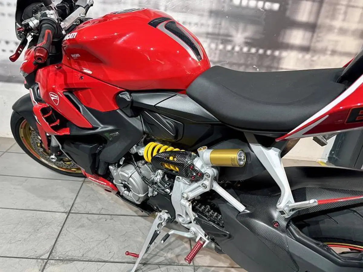 Ducati Streetfighter V2 (2022 - 24) (3)