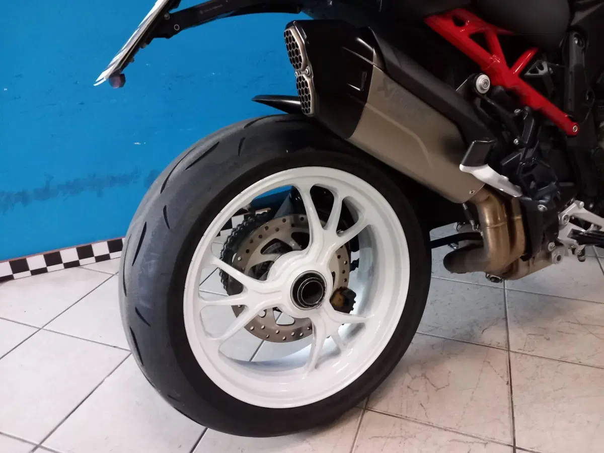 Ducati Multistrada V4 Pikes Peak (2021 - 24) (13)