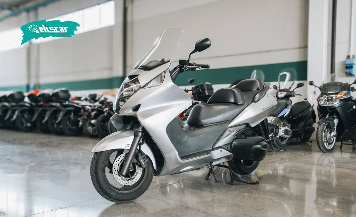 Honda Silver Wing 400 (2006 - 09) (3)