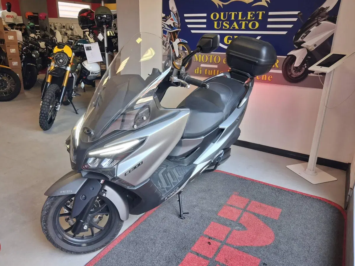Kymco X-Town 300i City (2021 - 25) (2)