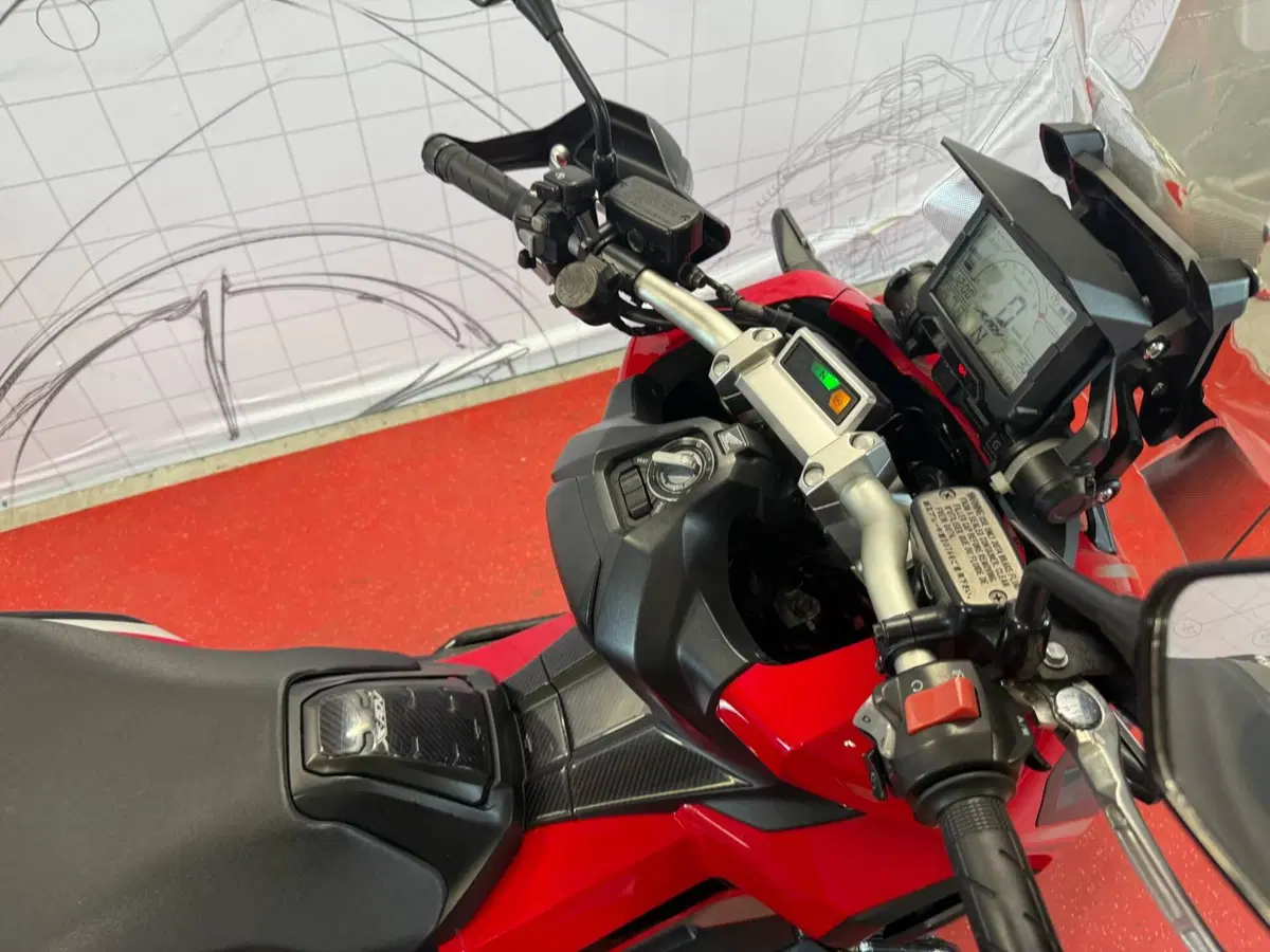 Honda X-ADV 750 (2018 - 20) (8)