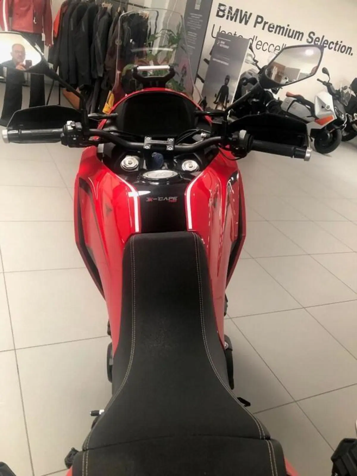 Moto Morini X-Cape 700 Gold Edition (2025 - 26) (10)