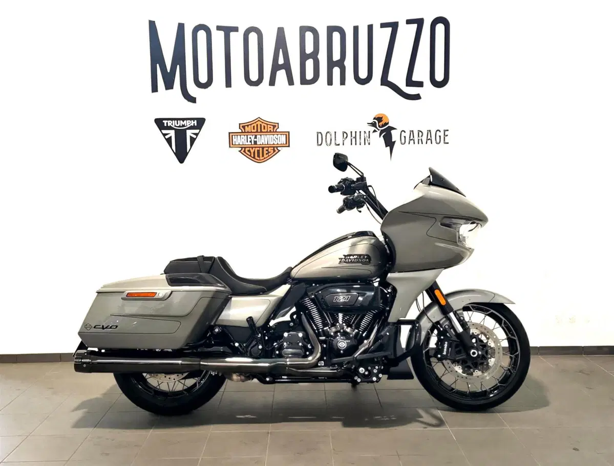 Harley-Davidson CVO Road Glide (2023)