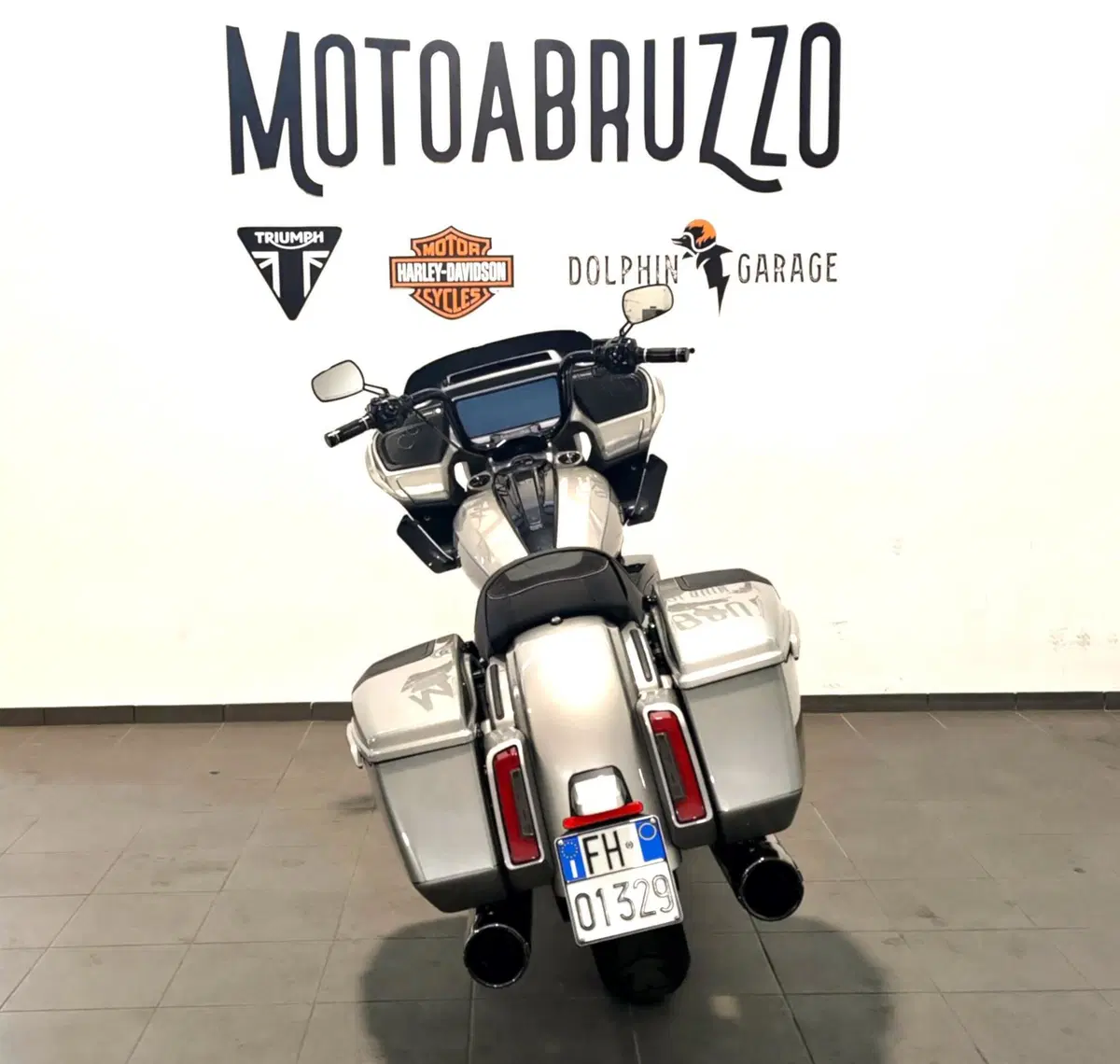 Harley-Davidson CVO Road Glide (2023) (7)