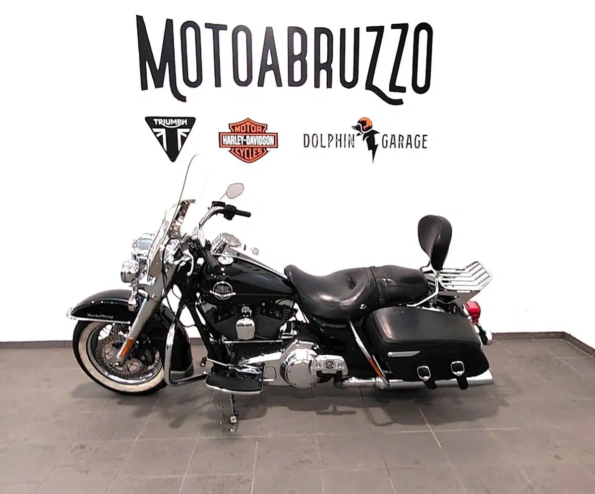 Harley-Davidson 1584 Road King Classic (2007 - 11) - FLHRCI (5)