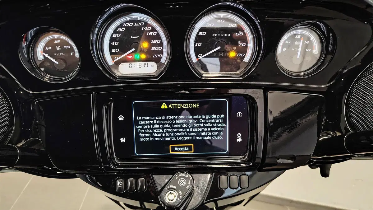 Harley-Davidson 114 Electra Glide Ultra Limited (2021 - 22) - FLHTK (13)