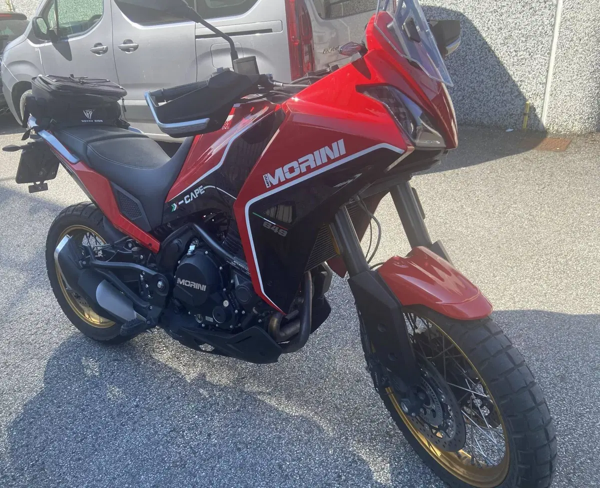 Moto Morini X-Cape 650 Gold Wheels Edition (2022 - 26) (3)