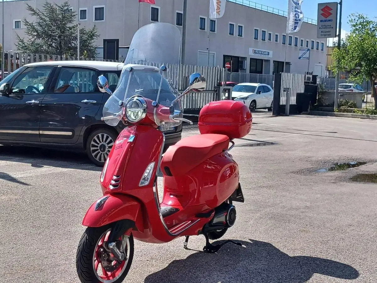 Vespa Vespa Elettrica 70 Red (2022 - 24) (6)
