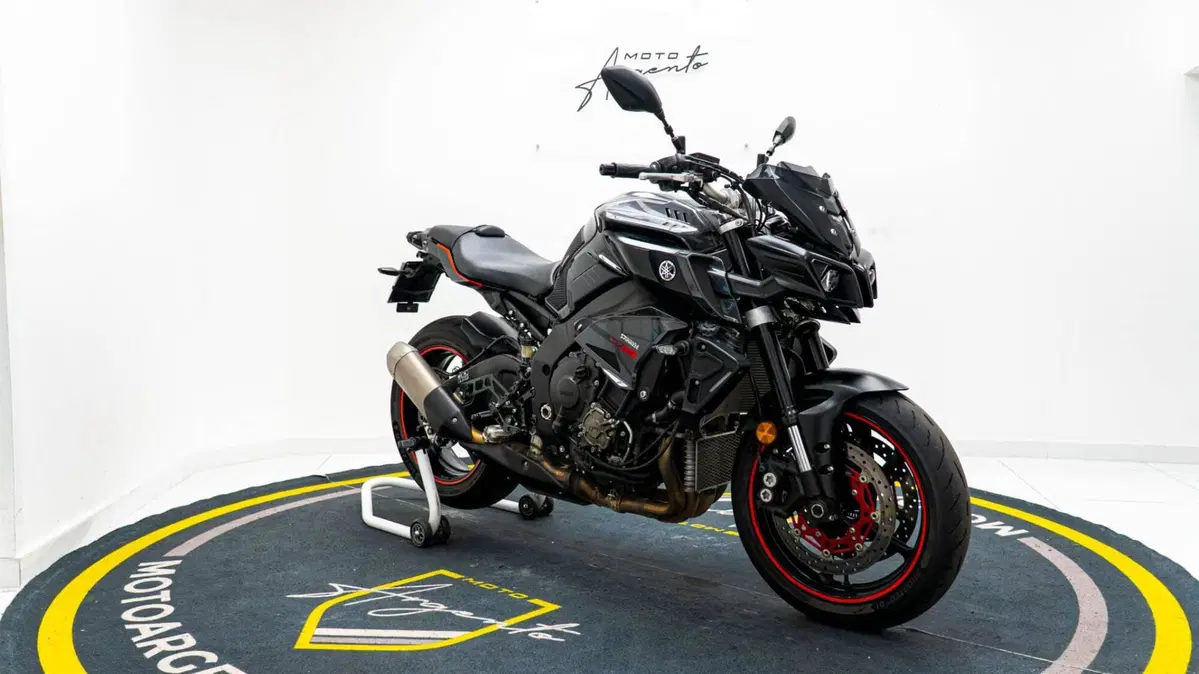 Yamaha MT-10 (2017 - 20) (2)