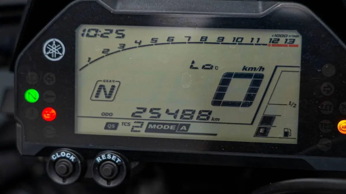 Yamaha MT-10 (2017 - 20) (20)