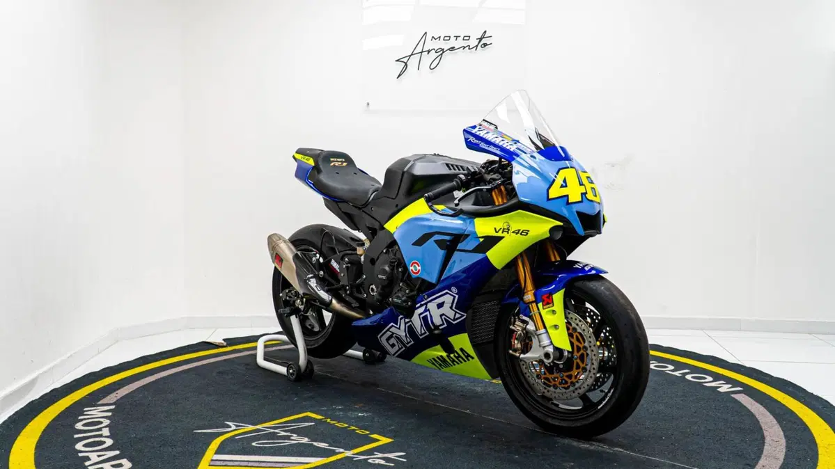 Yamaha YZF R1 GYTR PRO 25th Anniversary (2024) (2)