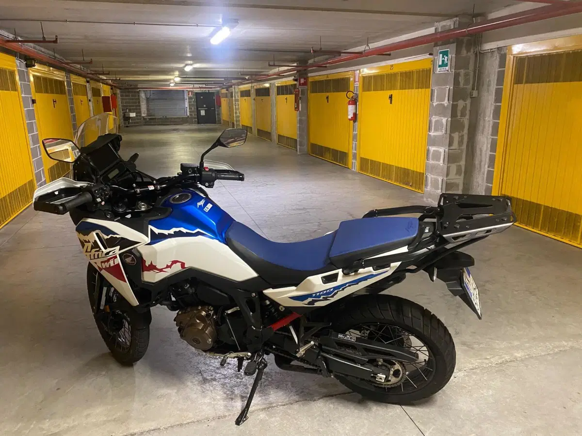 Honda Africa Twin CRF 1100L ES (2024 - 26) (2)