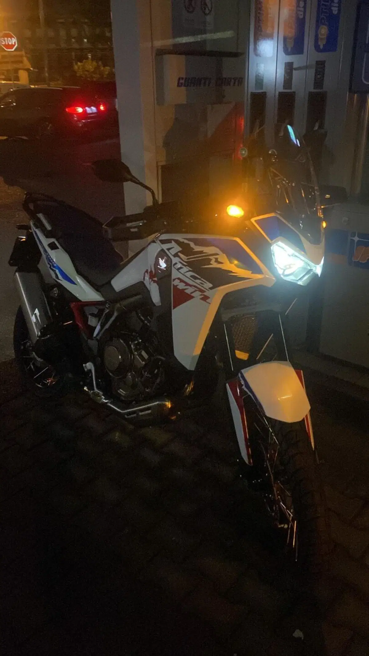 Honda Africa Twin CRF 1100L ES (2024 - 26) (9)