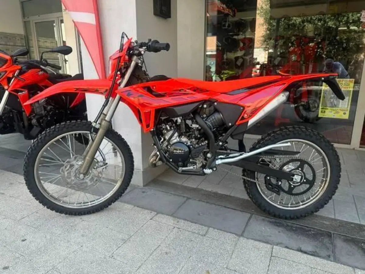 Betamotor RR 50 Enduro (2021 - 26) (2)
