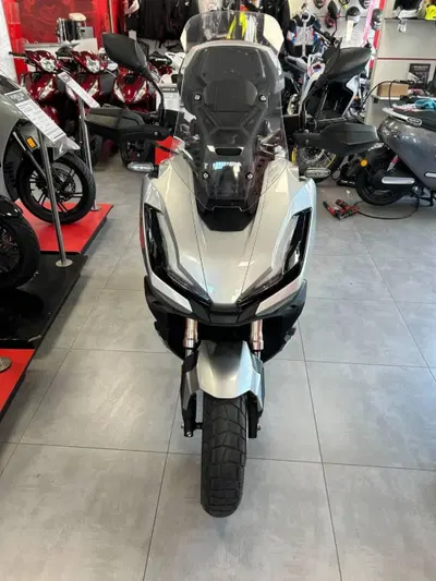 Honda ADV 350 (2022 - 24) usata