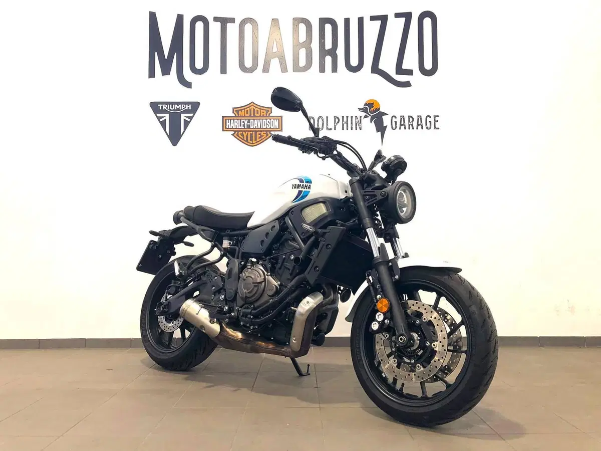 Yamaha XSR 700 (2022 - 26) (9)