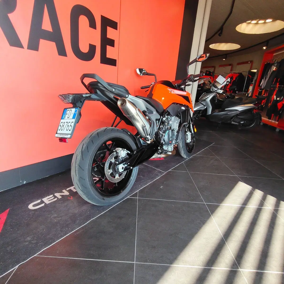 KTM 790 Duke L (2023 - 24) (5)