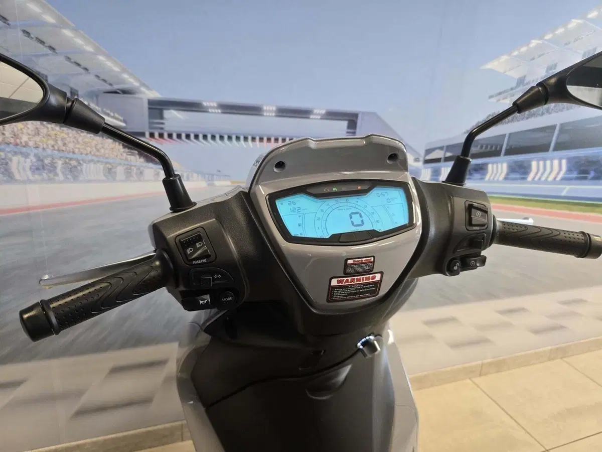 Swm C-Fly 125 (2026) (8)