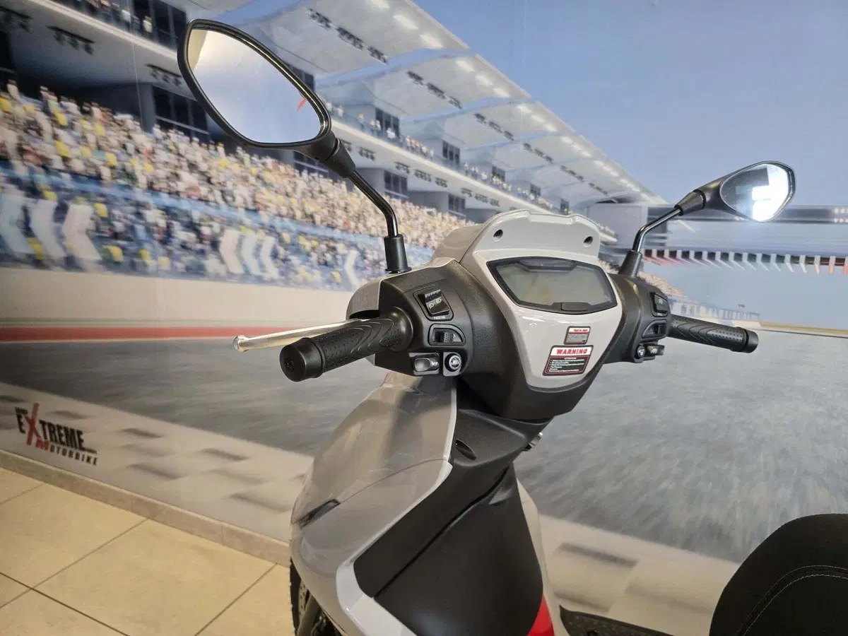 Swm C-Fly 125 (2026) (12)