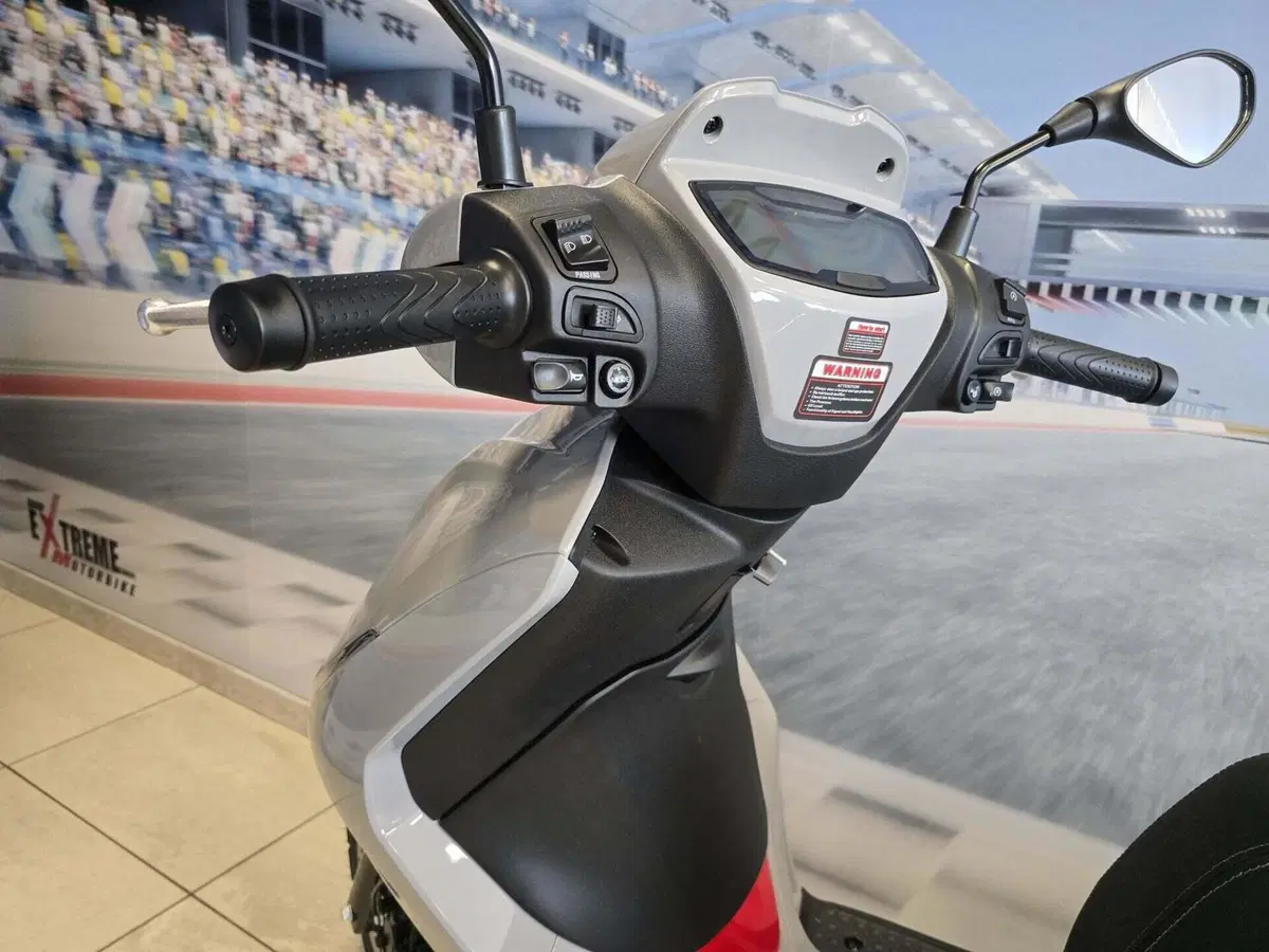 Swm C-Fly 125 (2026) (14)