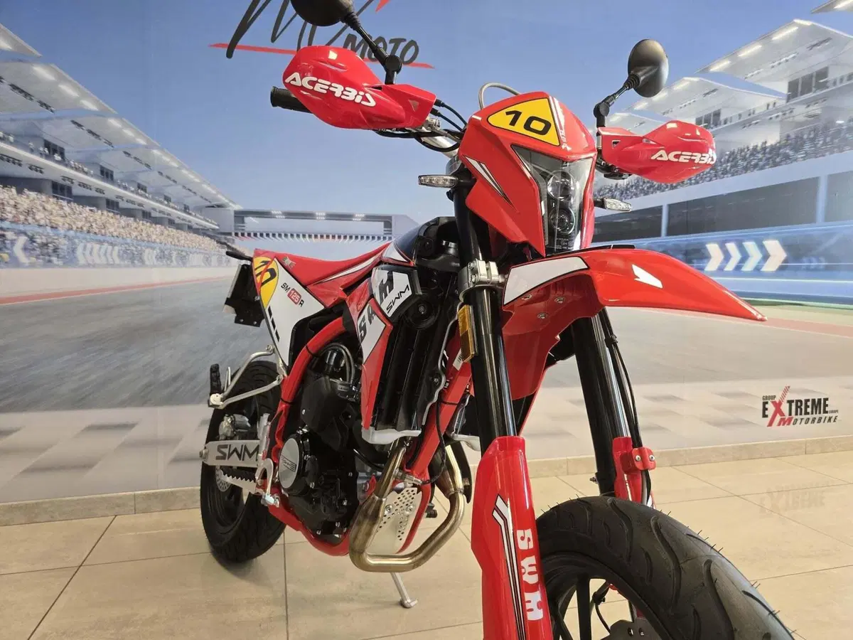 Swm SM 125 R Reborn (2026) (12)