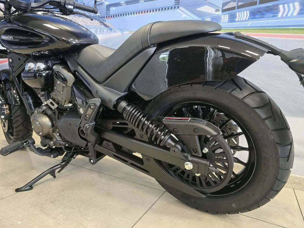 Benda Motorcycles Chinchilla 350 CVT Neo (2026) (6)
