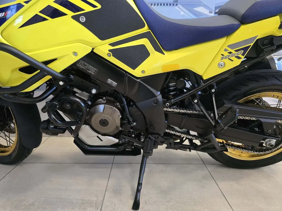 Suzuki V-Strom 1050XT (2020 - 23) (8)