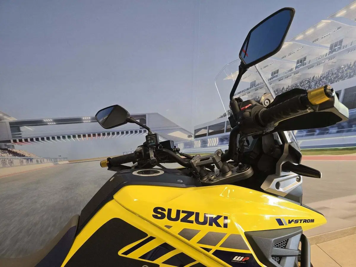 Suzuki V-Strom 1050XT (2020 - 23) (18)