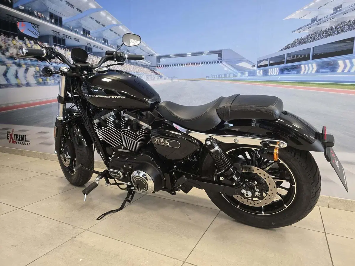 Swm Stormbreaker V1200 (2026) (3)