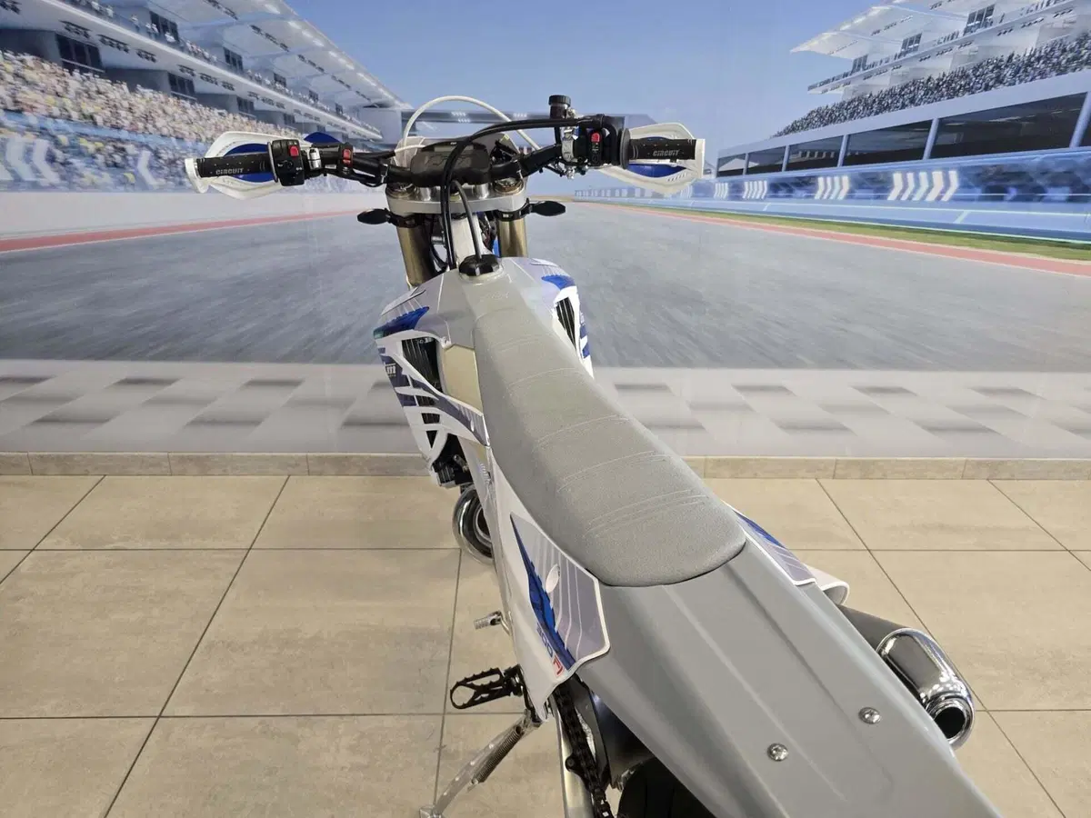 Tm Moto SMR 300 ES Fi 2T (2023 - 24) (4)