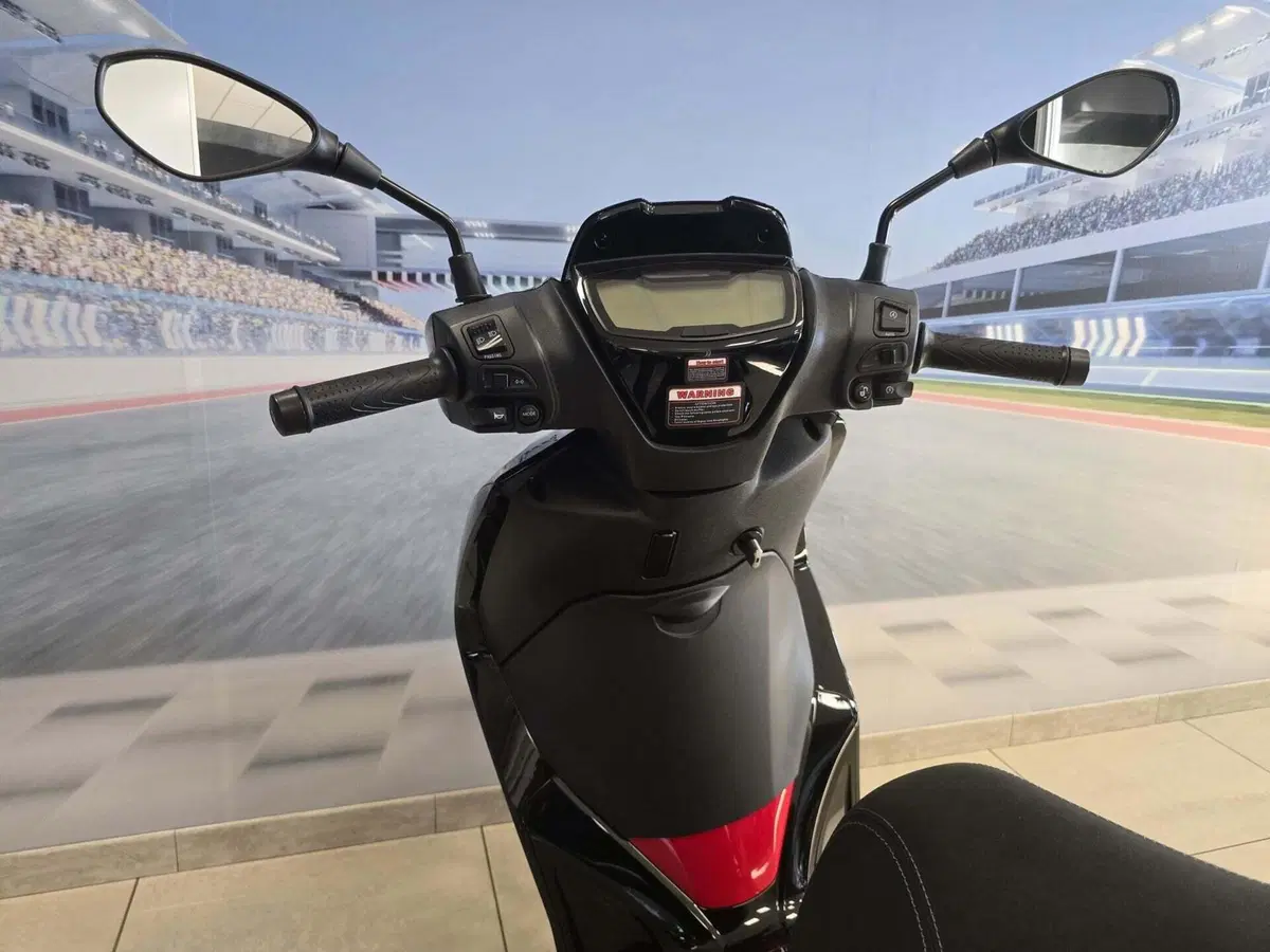 Swm C-Fly 125 (2026) (19)