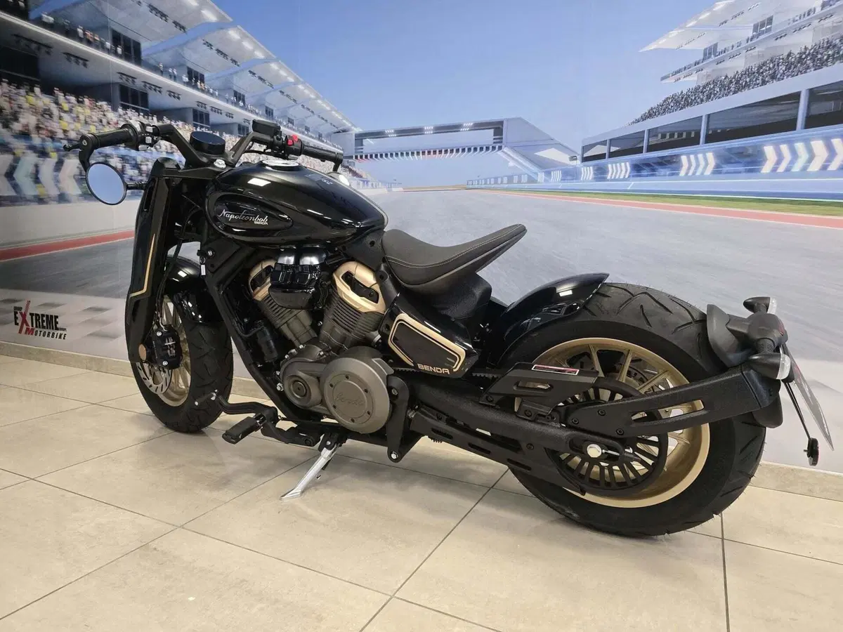 Benda Motorcycles Napoleon Bob 500 (2024 - 26) (5)