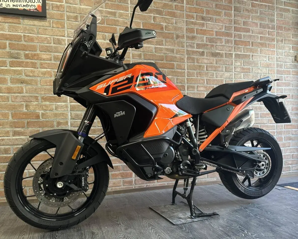KTM 1290 Super Adventure S (2022 - 25) (17)