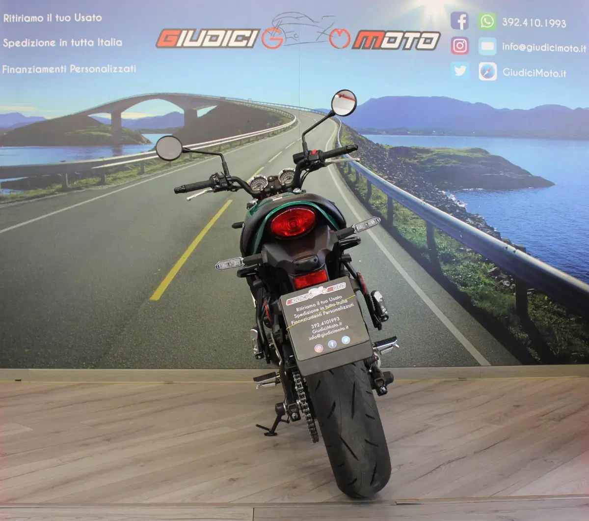 Kawasaki Z 650 RS (2022 - 24) (4)