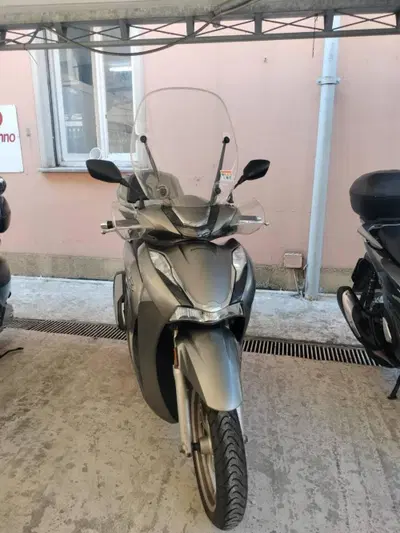 Honda SH 350 (2021 - 24) usata