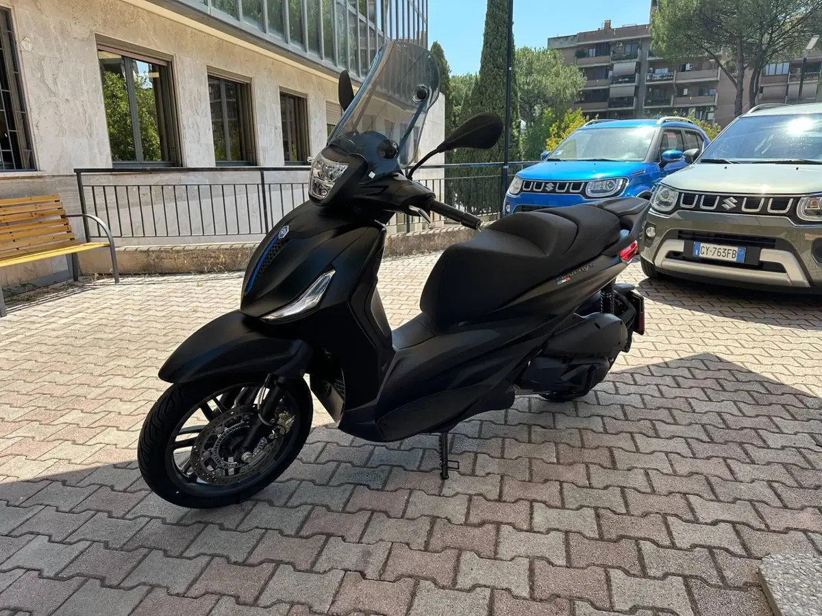 Piaggio Beverly 310 S (2025 - 26) (3)