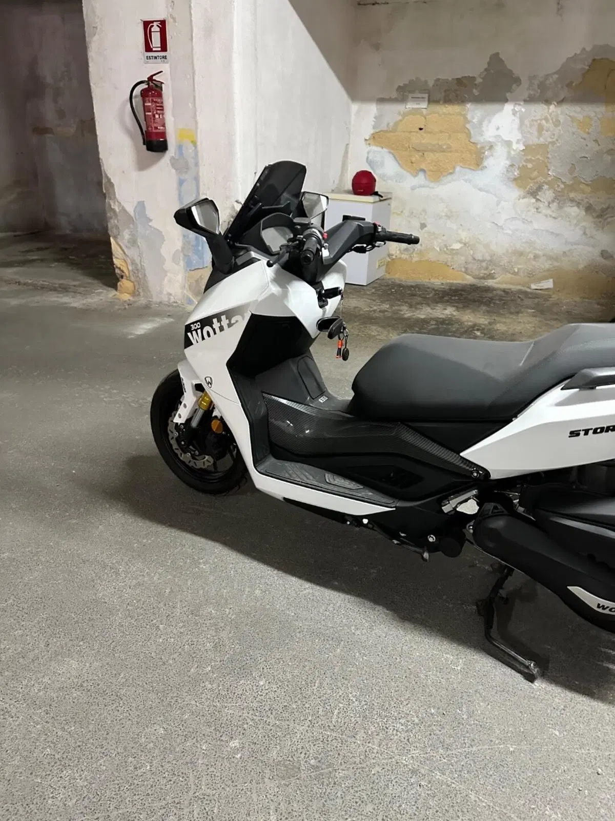 Wottan Motor Storm-R 300 (2023 - 25) (6)