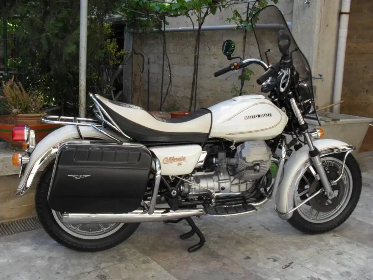 Moto Guzzi California II 1000 (6)
