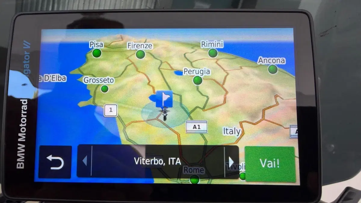 Navigatore Moto BMW Garmin (2)