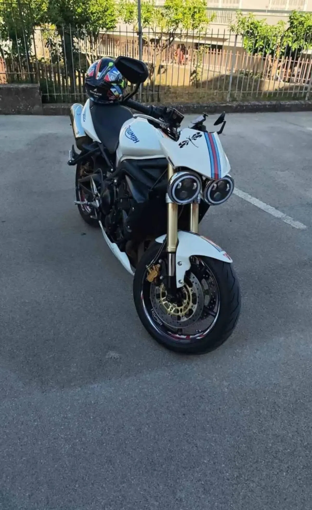 Triumph Street Triple (2007 - 12) (2)